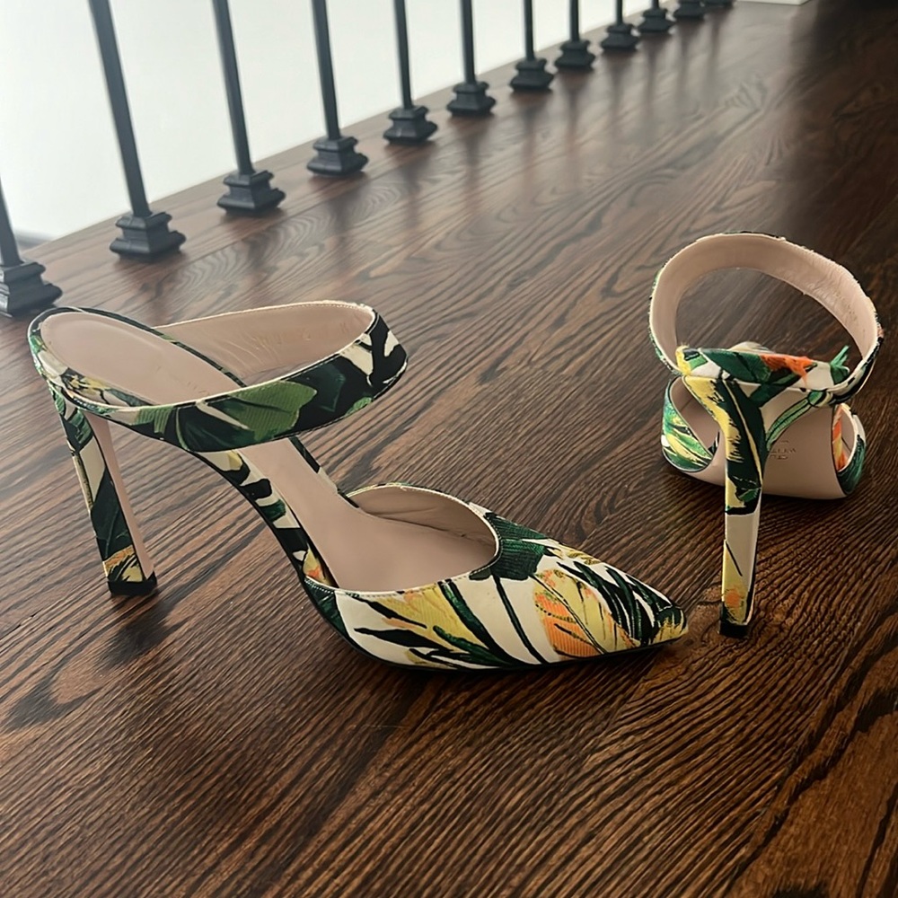 Stuart Weitzman Mary Jane pump